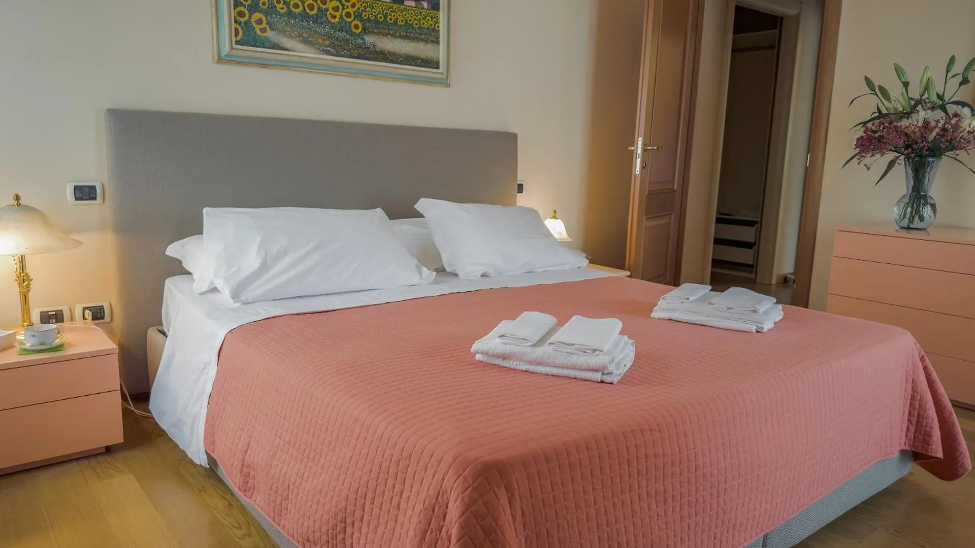 Casa Paolina Aparthotel Lucca 3*,