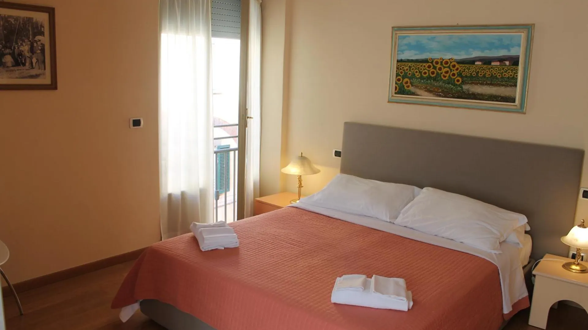 ***  Casa Paolina Aparthotel Lucca Italy